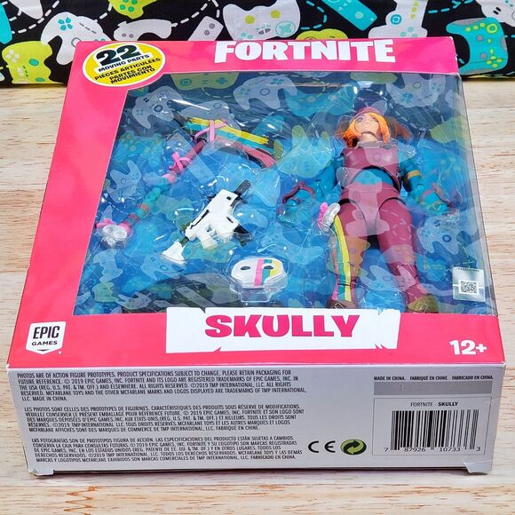 McFarlane Toys Epic Games Skully 7" Fortnite Collectible Action Figure New - Picture 3 of 6